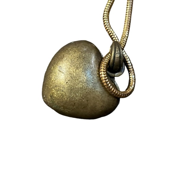 Vintage Gold & Brass plated heart necklace - Picture 3 of 6